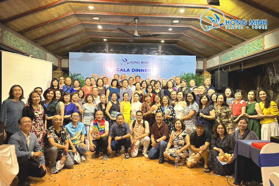 dem-gala-dinner-hongminhtravel