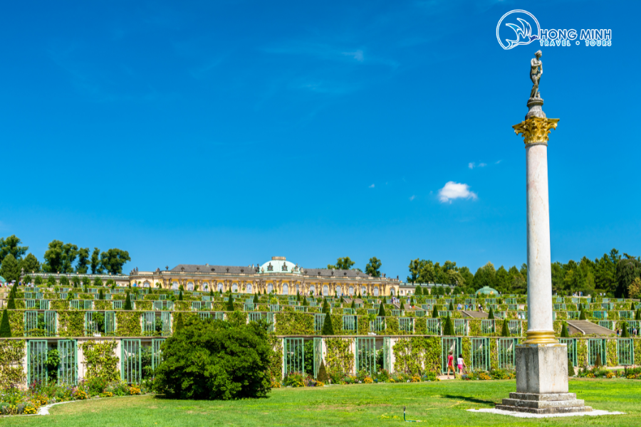 cung-dien-mua-he-sanssouci